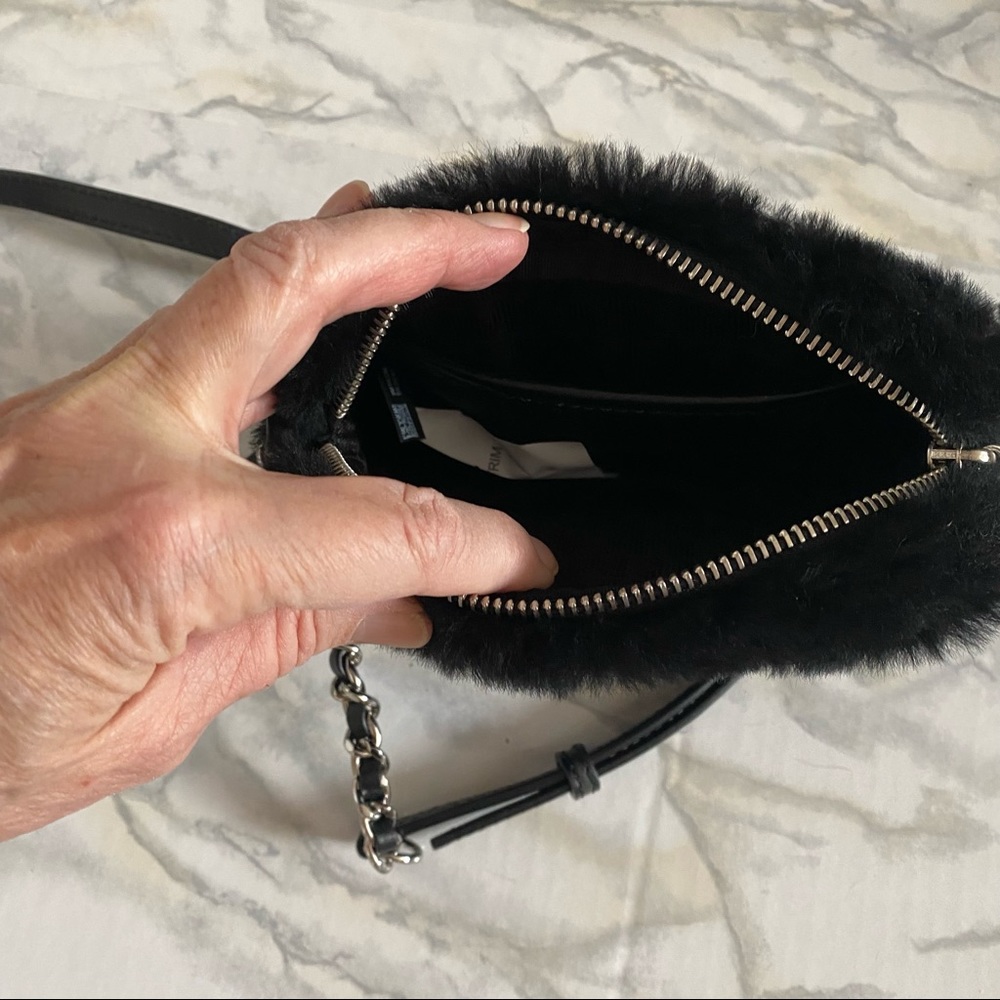 Michael Kors black fur crossbody bag! - Picture 8 of 8